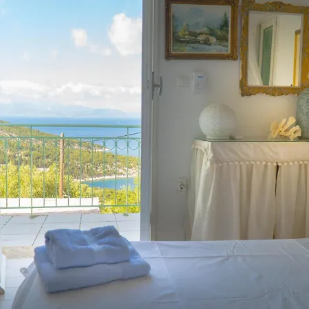 Circe - Ionian Sea View Villa Evreti